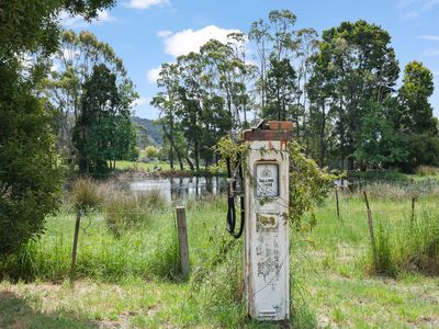 646 Long Plains Road, Bridgenorth