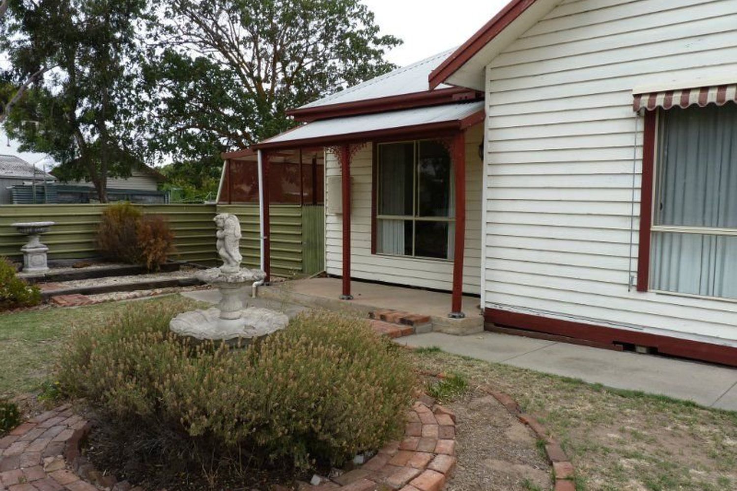 7 Edward Street, Horsham
