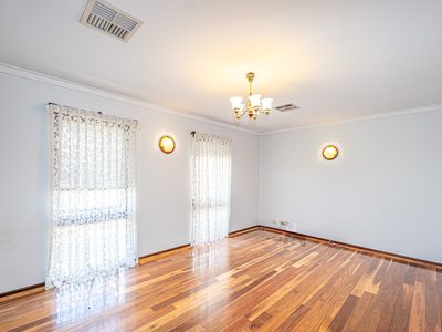 15 Okely Road, Carine