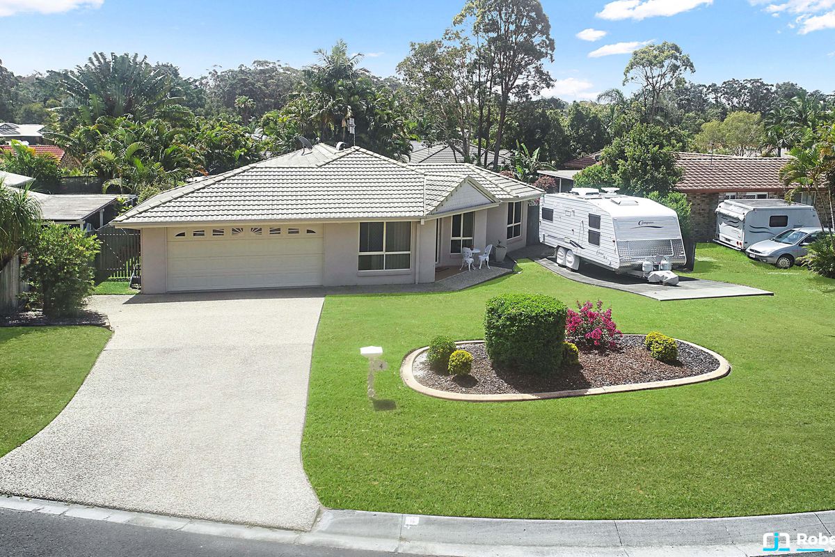 4 Troon Court, Tewantin