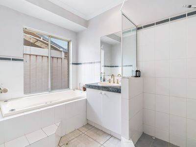 24 Gundaring Turn, Canning Vale