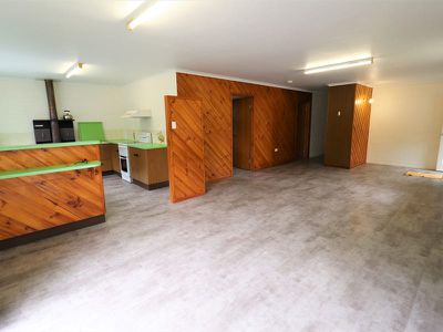 42 Cook Street, Atherton