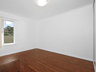 30 Salamaua Crescent, Holsworthy