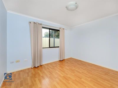 9 Knightsbridge Crescent, Rochedale South