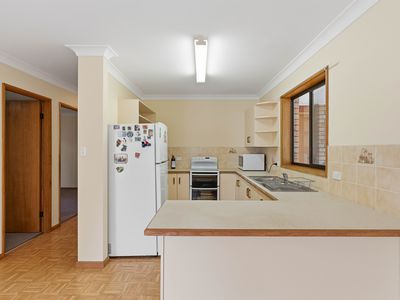 75 Suncrest Avenue, Sussex Inlet