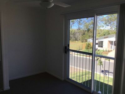 18 Mcveigh Street, Pimpama