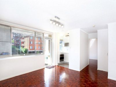 33 / 24-26 Meadow Crescent, Meadowbank