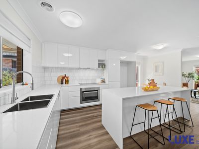 16 Clarendon Street, Amaroo