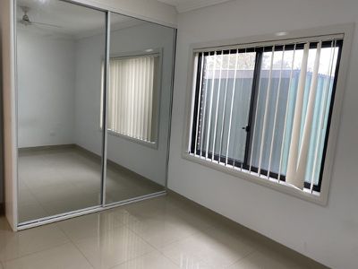 1 Cyclamen Place, Macquarie Fields