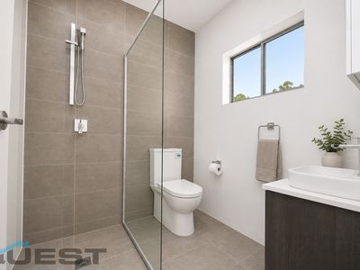 24 / 5 White Avenue, Bankstown