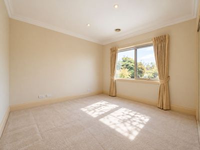 6/9 Refuge Close, Doncaster East