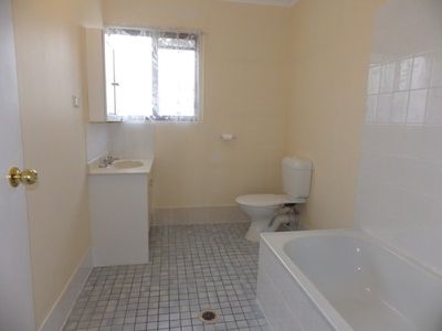 301 Dennis Road, Cedar Vale