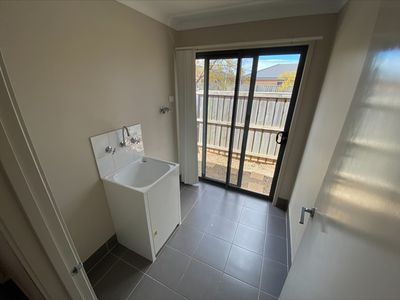 11 Beagle Street, Tarneit