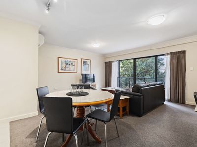 302 / 112 Mounts Bay Road, Perth