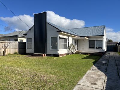6 Rugby Street, Belmont
