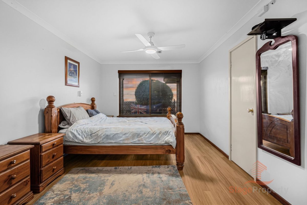 33 Taronga Drive, Kelmscott