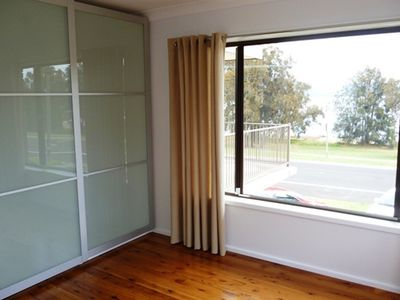 221 Reddall Parade, Mount Warrigal