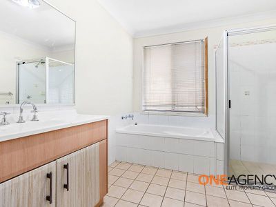 43 Campaspe Circuit, Albion Park