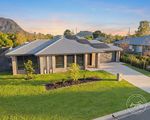 41 Ngungun Crescent, Glass House Mountains