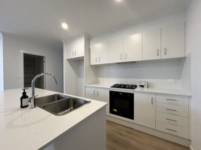 32 Sunningdale Avenue, Sussex Inlet