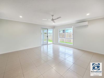 27 Turner Avenue, Atherton