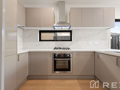 2 Shan Place, Hampton Park