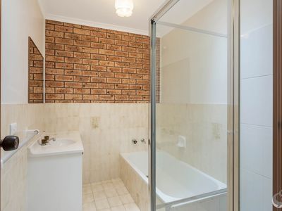 4 / 19 Collins Crescent, Narooma