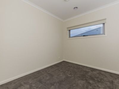 1 / 24 Clarence Street, Geelong West