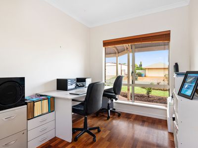 3 Fairlie Way, Broadwood