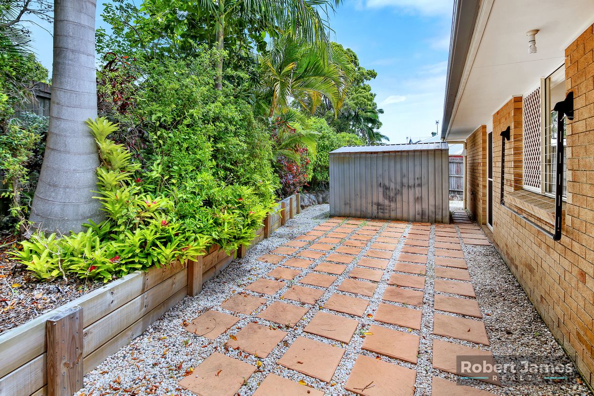 7 Deal Court, Tewantin