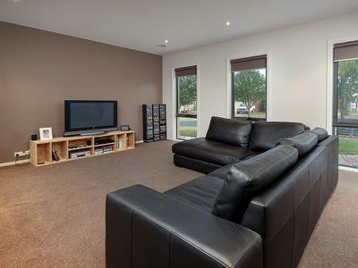 16 HEMLOCK COURT, Baranduda