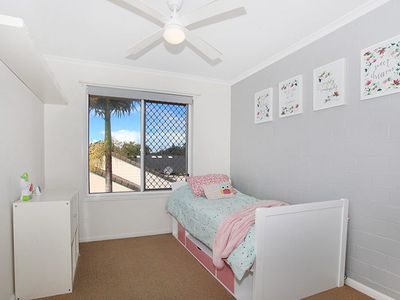 1 / 98 Amarina Avenue, Mooloolaba