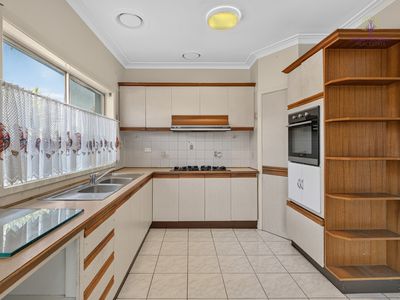 80 High Street South, Altona Meadows