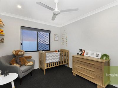 12 Fremont Street, Mount Low