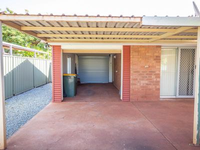 50 Giles Avenue, Newman