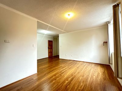 10 / 11 Queens Road, Westmead