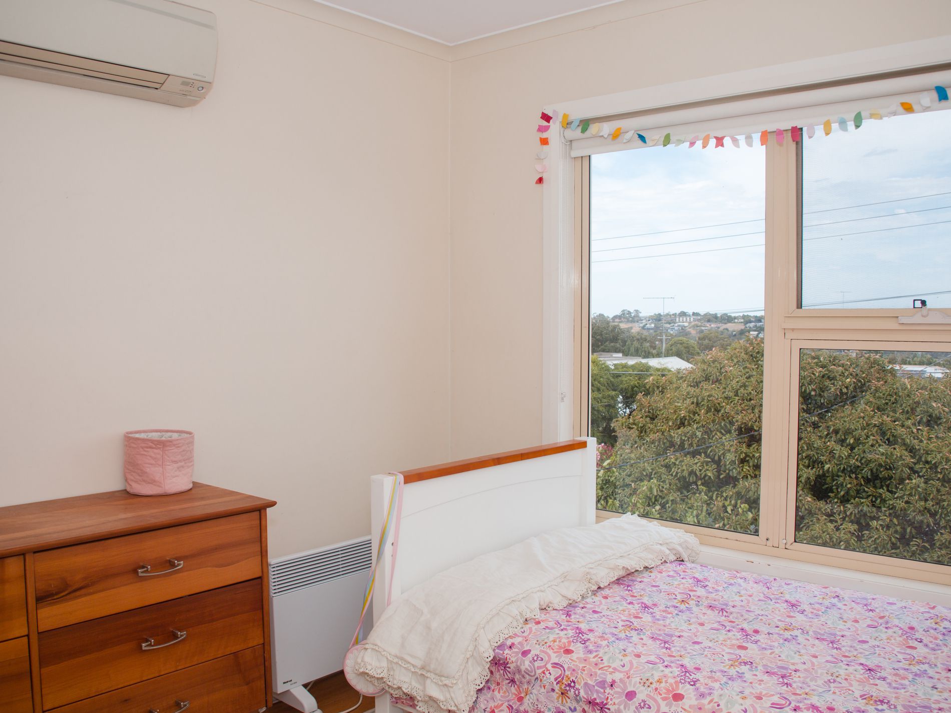 4 Camden Road, Newtown