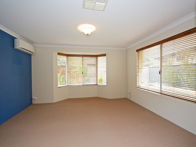 77 Weaponess Road, Scarborough