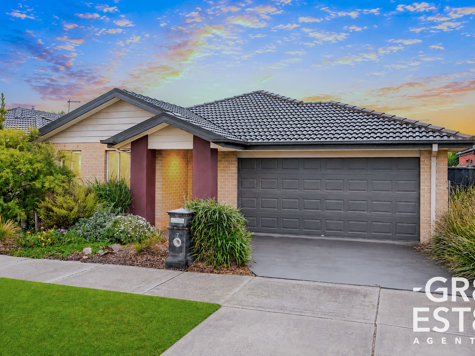 7 HAYTON PARK BOULEVARD, Cranbourne West