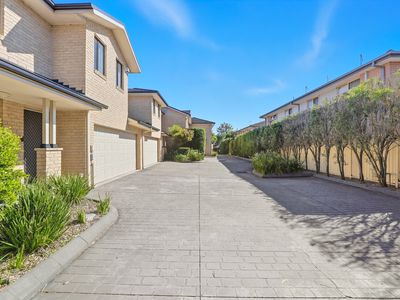5 / 4 Blackwood Avenue, Casula