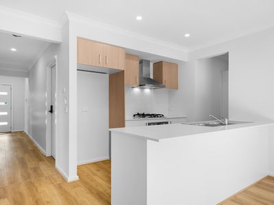 2 Elbridge Road, Manor Lakes