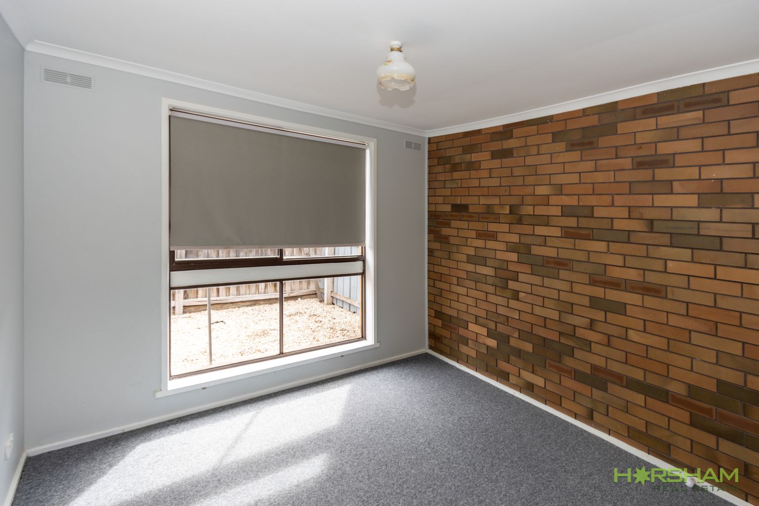 2 / 15 Schwarz Avenue, Horsham