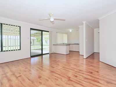 58 Oakwood Crescent, Waikiki