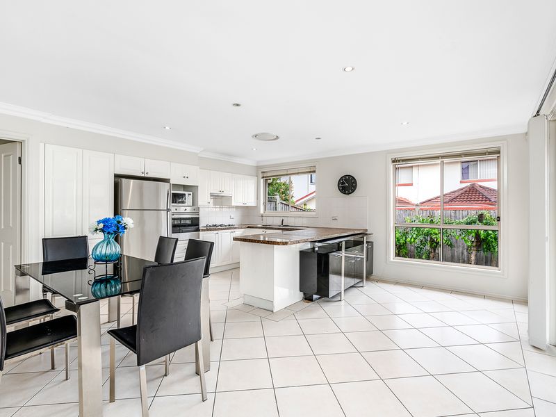 4 / 3 Cavalry Grove, Glenwood