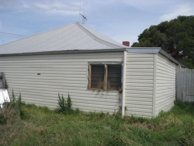 Pyramid Hill
