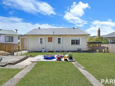 62 Hargraves Crescent, Mayfield