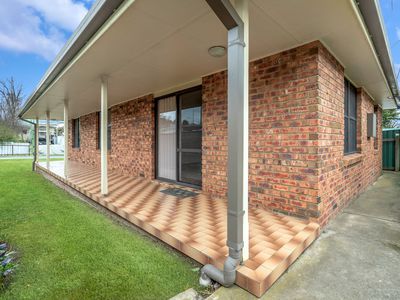 19 Cowper Street, Crookwell