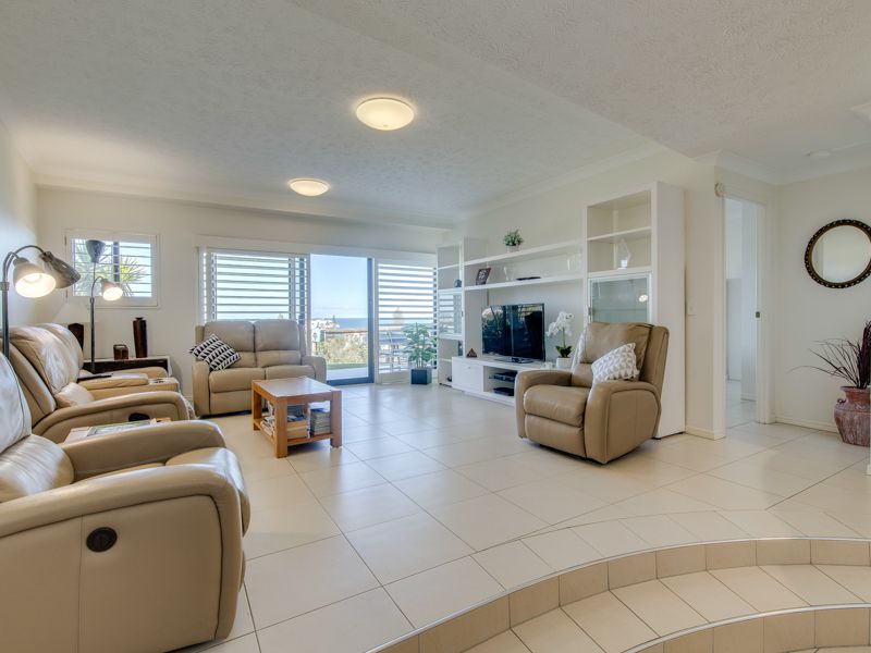 A10 / 1 GREAT HALL DRIVE, Miami