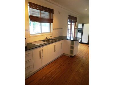 94 Meadow Street, Tarrawanna