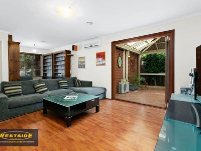 2 Kutcher Court, Sunshine West